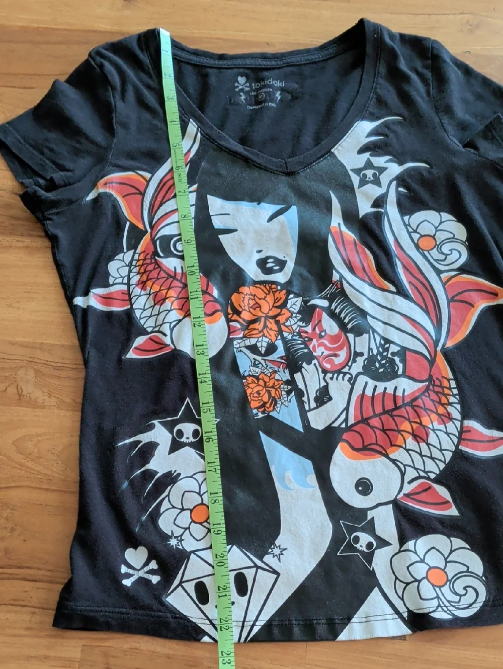 Tokidoki V-neck Tee - M - Picture 6 of 11
